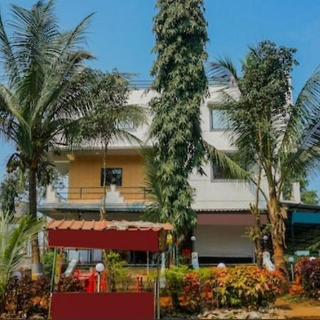 Karla Retreat Karla Hotel Kārli Екстериор снимка