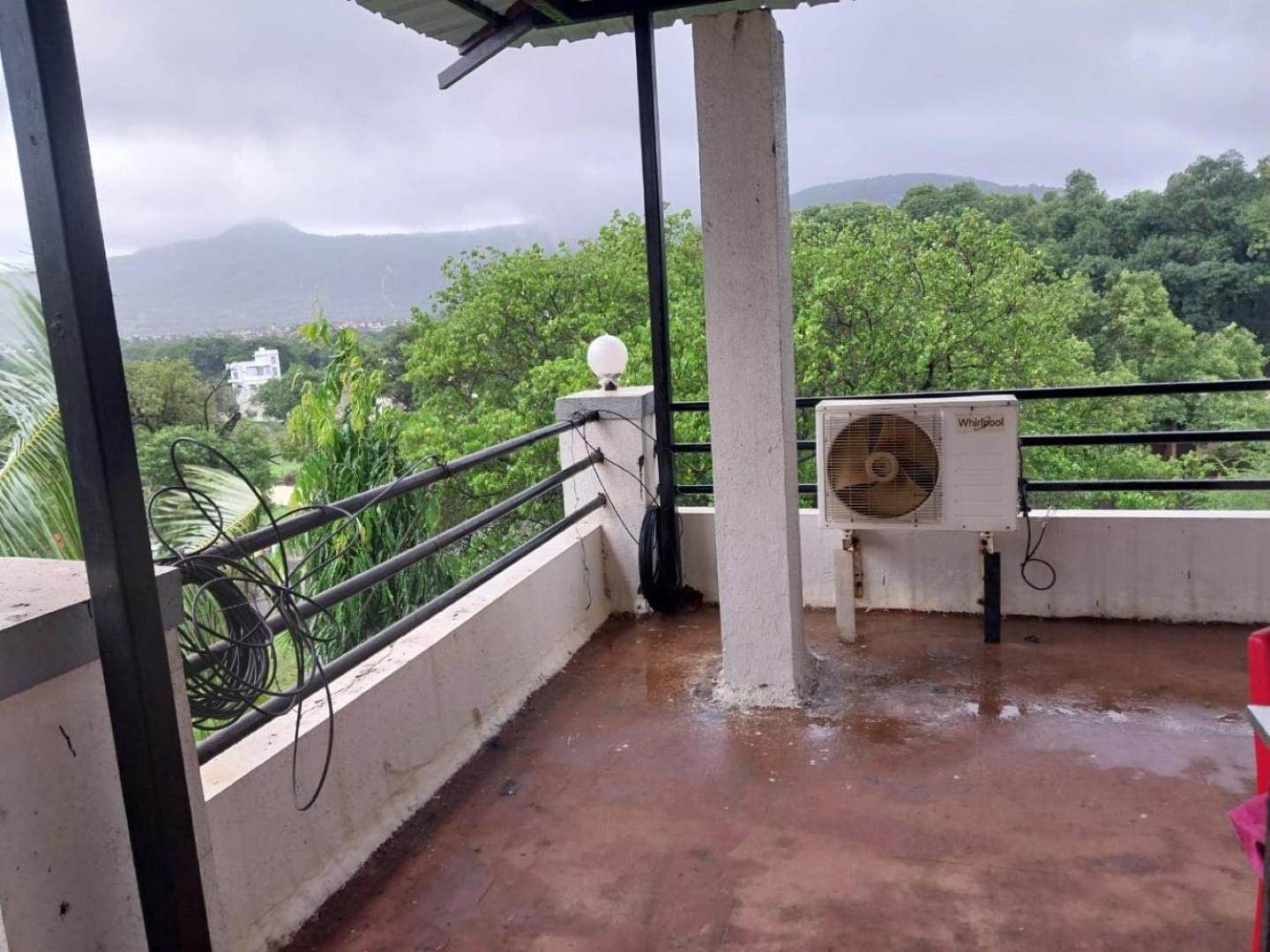 Karla Retreat Karla Hotel Kārli Екстериор снимка